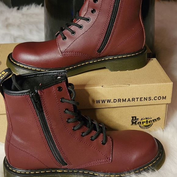 DR.MARTENS 1460 CHERRY RED BOOT - Picture 2 of 7